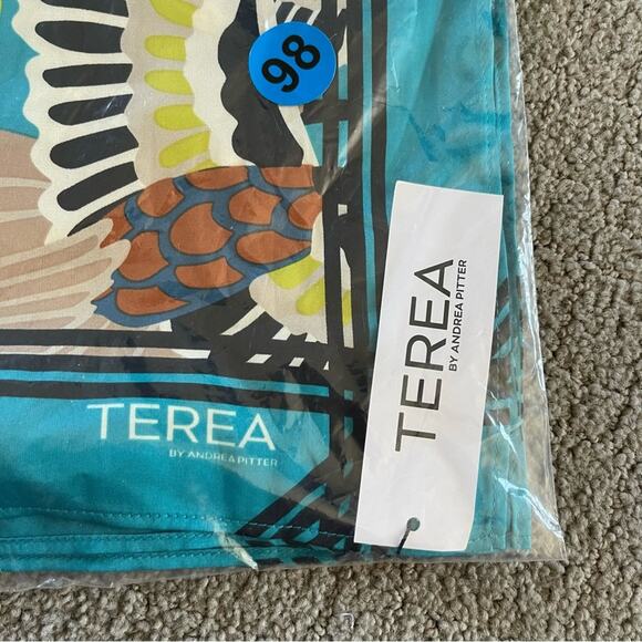 Terea Colorful Bird Pattern Oversized Scarf Nee - Picture 4 of 5